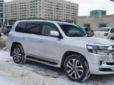 Toyota Land Cruiser 2019 годаүшін35 000 000 тг. в Актобе – фото 2