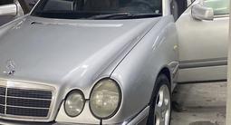Mercedes-Benz E 280 1996 года за 2 700 000 тг. в Туркестан – фото 4