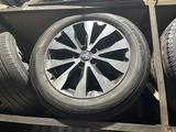 Диски в комплекте с шинами Subaru Outback! за 310 000 тг. в Алматы