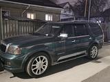 Lincoln Navigator 2004 года за 15 000 000 тг. в Алматы