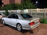 Mercedes-Benz E 320 1996 годаүшін2 400 000 тг. в Тараз – фото 4