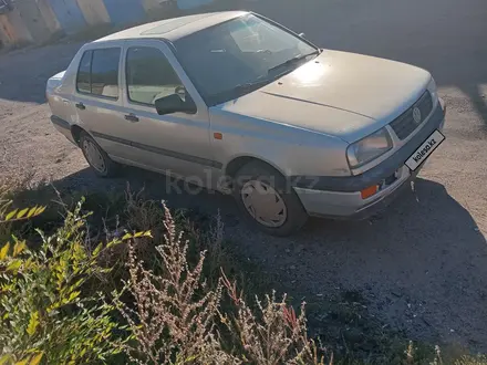 Volkswagen Vento 1995 года за 1 150 000 тг. в Караганда