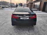 Toyota Camry 2013 годаүшін9 200 000 тг. в Семей – фото 3