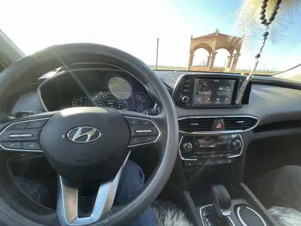 Hyundai Santa Fe 2020 года за 13 200 000 тг. в Усть-Каменогорск – фото 13