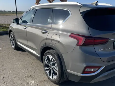 Hyundai Santa Fe 2020 года за 13 200 000 тг. в Усть-Каменогорск – фото 4