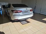 Toyota Camry 2021 годаүшін17 500 000 тг. в Атырау – фото 2