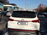 Hyundai Santa Fe 2023 годаүшін18 000 000 тг. в Алматы – фото 3