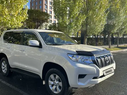 Toyota Land Cruiser Prado 2019 года за 22 000 000 тг. в Астана – фото 3