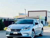 Lexus ES 300h 2013 года за 7 400 000 тг. в Актау