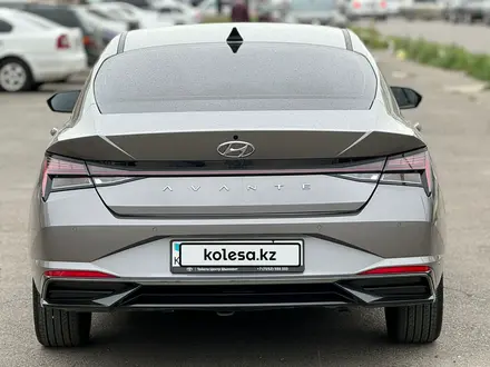 Hyundai Elantra 2021 года за 10 500 000 тг. в Тараз – фото 2