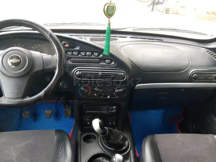 Chevrolet Niva 2015 года за 2 500 000 тг. в Атырау – фото 4