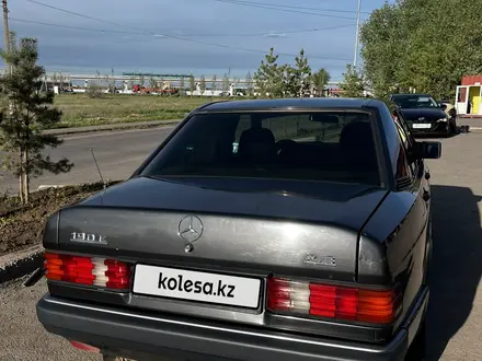 Mercedes-Benz 190 1991 года за 1 100 000 тг. в Астана – фото 4