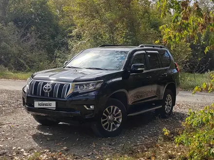 Toyota Land Cruiser Prado 2018 года за 29 700 000 тг. в Усть-Каменогорск