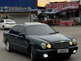 Mercedes-Benz E 320 1997 годаfor2 850 000 тг. в Алматы – фото 4