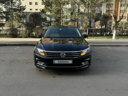 Volkswagen Passat 2016 года за 8 300 000 тг. в Астана – фото 6