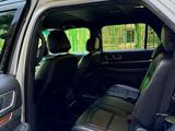 Ford Explorer 2017 года за 6 789 000 тг. в Алматы – фото 3
