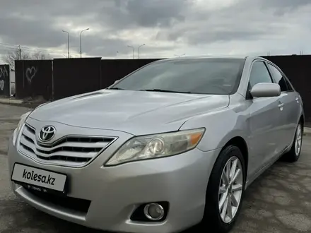 Toyota Camry 2011 года за 6 300 000 тг. в Атырау