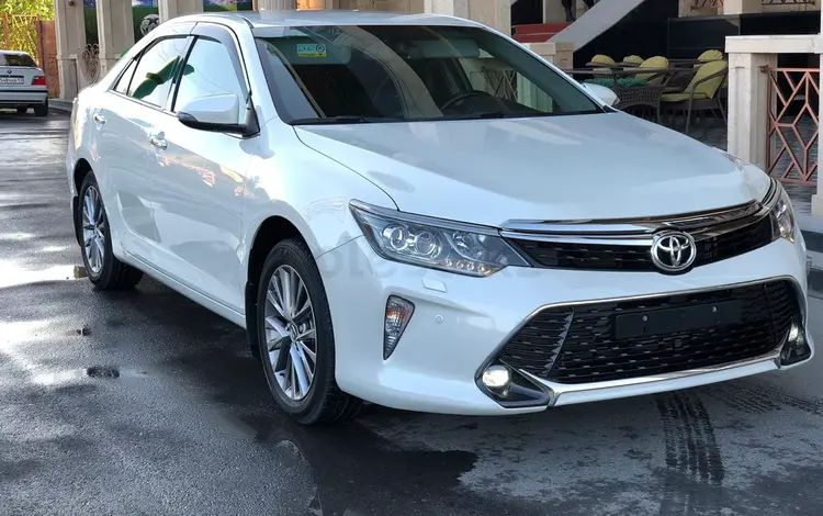 Toyota Camry 2017 годаfor15 500 000 тг. в Шымкент