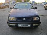 Volkswagen Vento 1994 года за 1 300 000 тг. в Тараз – фото 2