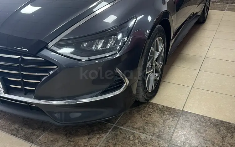 Hyundai Sonata 2020 года за 11 990 000 тг. в Актау