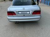 Mercedes-Benz E 280 1997 годаfor3 000 000 тг. в Актобе – фото 4