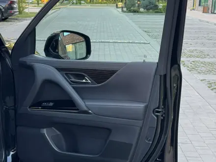 Lexus LX 600 2023 года за 75 000 000 тг. в Алматы – фото 19