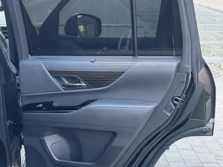 Lexus LX 600 2023 года за 75 000 000 тг. в Алматы – фото 20