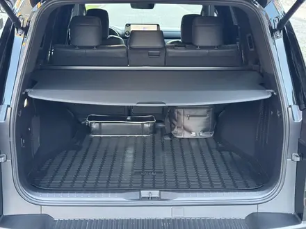 Lexus LX 600 2023 года за 75 000 000 тг. в Алматы – фото 25