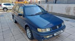 Volkswagen Passat 1994 года за 1 650 000 тг. в Астана – фото 4