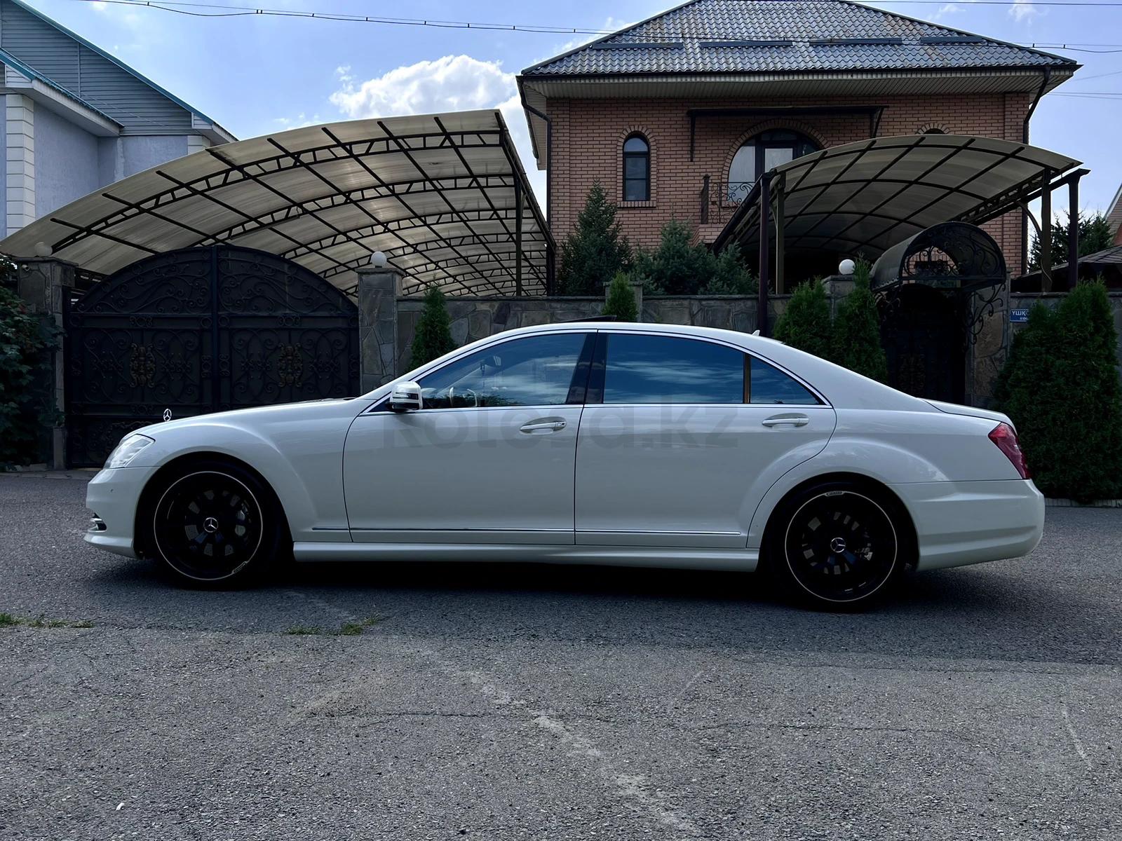 Mercedes-Benz S 500 2008 г.