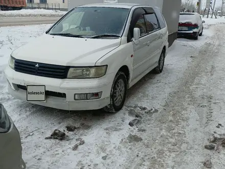 Mitsubishi Chariot 1998 года за 2 200 000 тг. в Астана