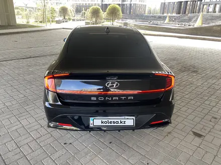 Hyundai Sonata 2021 года за 13 500 000 тг. в Астана – фото 8