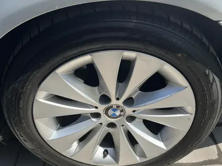 Оригинальные диски на BMW E39 за 170 000 тг. в Алматы – фото 6