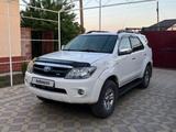 Toyota Fortuner 2006 года за 11 000 000 тг. в Тараз – фото 3