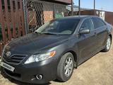 Toyota Camry 2011 года за 6 200 000 тг. в Уральск – фото 3