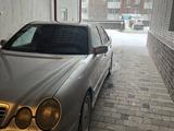 Mercedes-Benz E 55 AMG 1999 годаfor6 400 000 тг. в Астана – фото 3