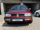 Volkswagen Golf 1993 годаүшін1 300 000 тг. в Шымкент