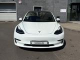 Tesla Model 3 2022 года за 11 300 000 тг. в Астана – фото 3