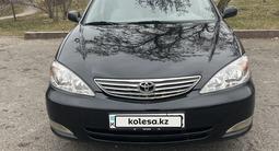 Toyota Camry 2004 годаfor5 000 000 тг. в Алматы