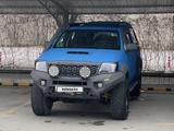 Toyota Hilux 2006 годаfor18 000 000 тг. в Актау – фото 2