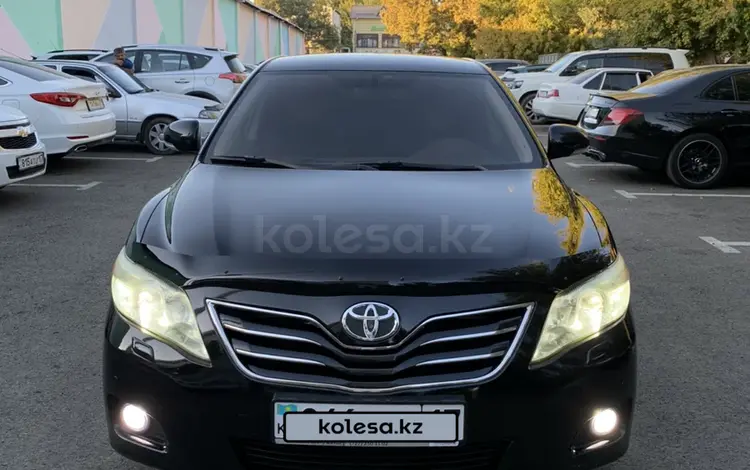 Toyota Camry 2010 года за 7 300 000 тг. в Шымкент