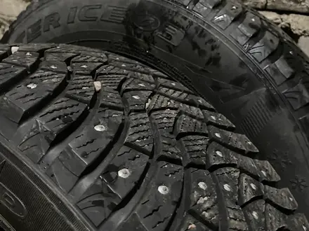 Комплект зимних шин Dunlop 195/65/R15 за 70 000 тг. в Алматы – фото 3