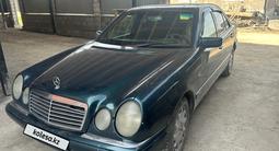 Mercedes-Benz E 230 1997 года за 2 100 000 тг. в Каскелен – фото 4