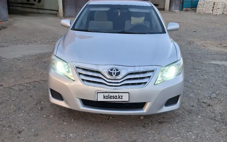 Toyota Camry 2010 года за 5 000 000 тг. в Атырау