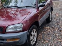 Toyota RAV4 1996 годаүшін2 500 000 тг. в Алматы