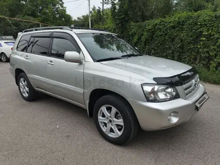 Toyota Highlander 2003 года за 6 000 000 тг. в Алматы – фото 2