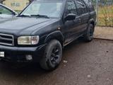 Nissan Pathfinder 2001 годаүшін2 500 000 тг. в Астана