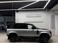 Land Rover Defender, 2021