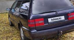 Volkswagen Passat 1994 года за 2 500 000 тг. в Тараз – фото 2