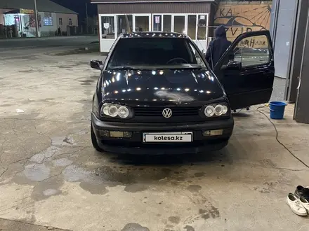 Volkswagen Golf 1994 года за 1 400 000 тг. в Туркестан – фото 3